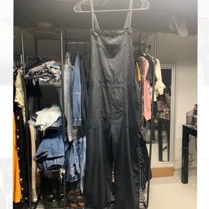 URBAN OUTFITTERS TERRI TENCEL OVERALL